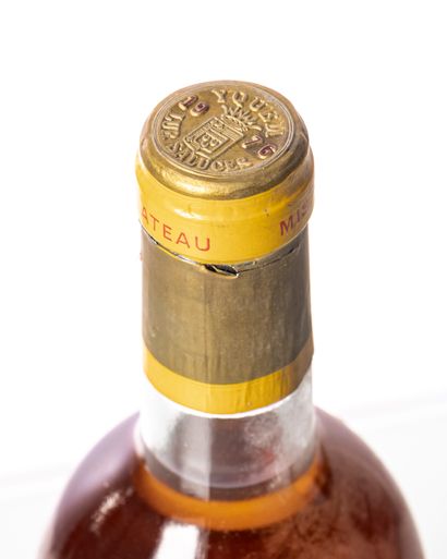 null 1 bouteille CHÂTEAU D’YQUEM LUR SALUCES
Année : 1976
Appellation : 1er GCS SAUTERNES
Remarques...
