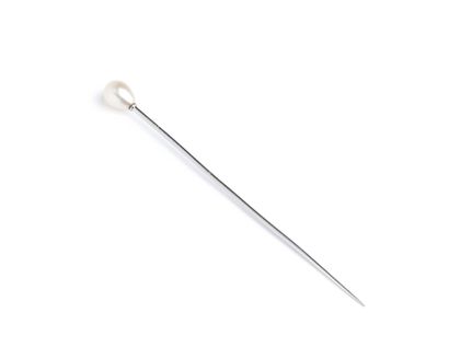 null BOUCHERON 
Tie pin in platinum 850 thousandths decorated with a fine pearl.
Accompanied...