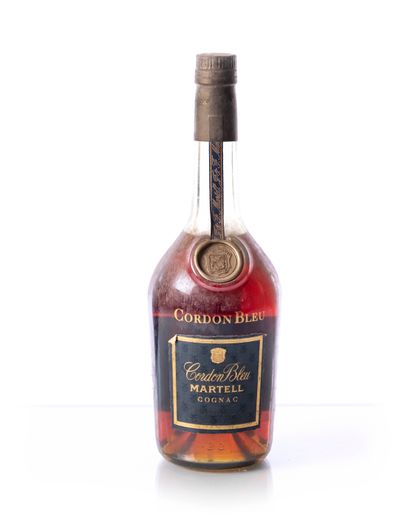 null 1 bouteille (70 cl. – 40°) COGNAC MARTELL Cordon Bleu
Année : NM
Appellation...