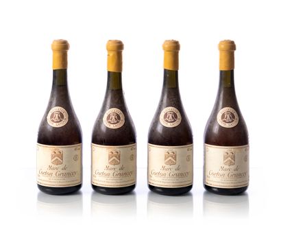 null 4 bouteilles (70 cl. – 43°) MARC DE CORTON GRANCEY Domaine Louis LATOUR
Année...