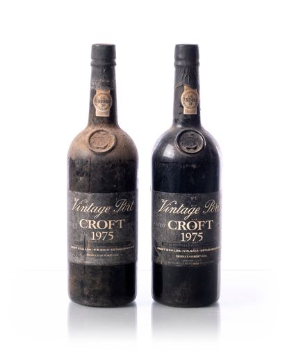 null 2 bouteilles (75 cl. – 20,6°) PORTO CROFT Vintage 
Année : 1975 (mise en bouteille...