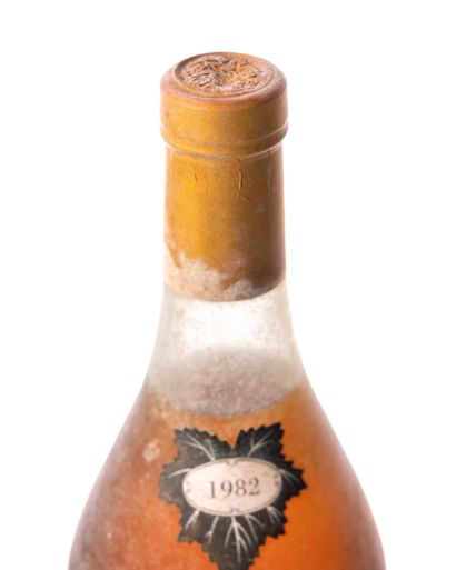 null 1 bouteille (70 cl. – 40°) VIEILLE FINE BOURGOGNE Domaine Armand ROUSSEAU
Année...
