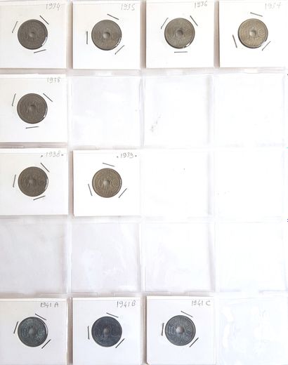 null Set of 162 French coins including 7 in silver:
- 30 x 10 cts Lindauer large...