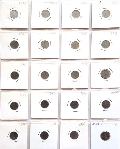 null Set of 75 French coins :
- 27 x 1 ct Épi (1962 to 2001) (TTB)
- 3 x 1 ct Dupré...