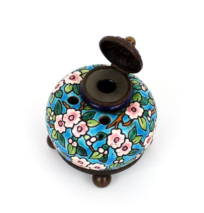null LONGWY, spherical inkwell with two glazed earthenware nib holders, decorated...