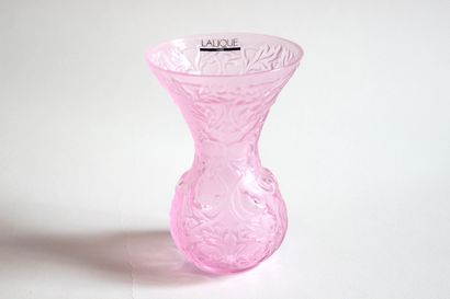 LALIQUE FRANCE 
Arabesque" soliflore vase in satin-finished and pink glossy pressed...