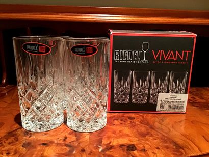 RIEDEL 
Set of 4 glasses from the "living" collection. 

Brand new in its original...