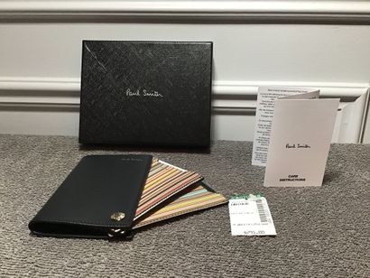PAUL SMITH 
Lambskin cardholder with striped pull. 

Made in Italy. 

Brand new in...