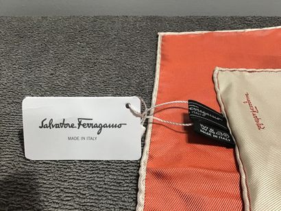 Salvatore FERRAGAMO 
Square silk clutch bag, hand-rolled. 

New in its original ...
