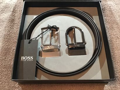 HUGO BOSS 
Reversible belt with two buckles, brown/black color. 

New in its original...