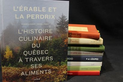 null GASTRONOMIE 

Lot de 10 ouvrages québécois sur la cuisine (Daniel Pinard, François...