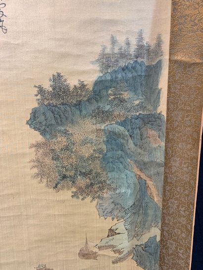 null Old Chinese silk scroll. 
H_186 cm L_53 cm
