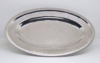 null Letang & Rémy Paris made in France 
Oval serving dish in 18/10 stainless steel....