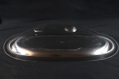 null GOTTHINGEN 
Teseo B design, made in Italy. 
Serving plate in 18/10 stainless...