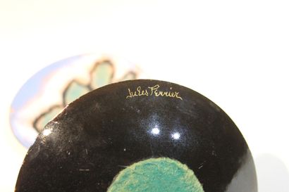 null Jules PERRIER 
Small 7" diameter enameled copper dish, circa 1950-1970. 
Signed...