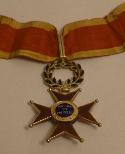 null Croix de commandeur de l'ordre de Grégoire le Grand en vermeil et émail, centre...