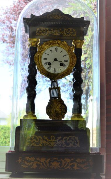 null Portico clock with four twisted columns in blackened wood with light wood marquetry...