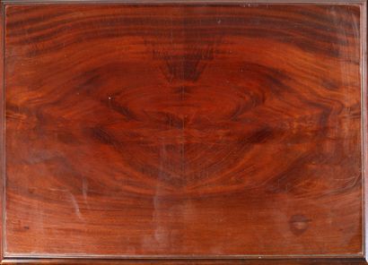 null Mahogany and mahogany veneer working table, "X" base with spacer bar. It opens...