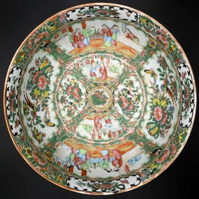 null Large Canton porcelain bowl decorated with cartouches depicting figures in an...