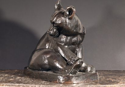  Irénée ROCHARD (1906-1984)
Sculpture en bronze à patine foncée noire nuancée figurant...