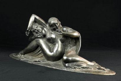 null 
DEMETRE CHIPARUS (1886-1947)
« Les deux amies »
Epreuve en bronze argenté....