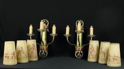 null Pair of bronze sconces with three arms of light with double patina, gilded and...