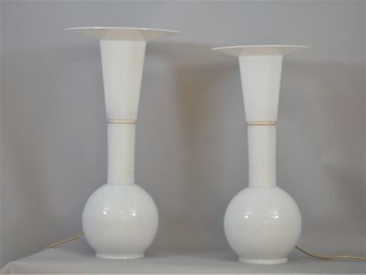 null 
Pair of lamps in opaline glass and plexis. Swedish work around 1970. Carries...