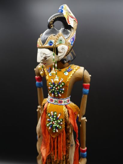 null Balinese puppet. Height: 45 cm