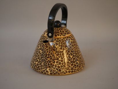 null Vintage teapot with leopard spots