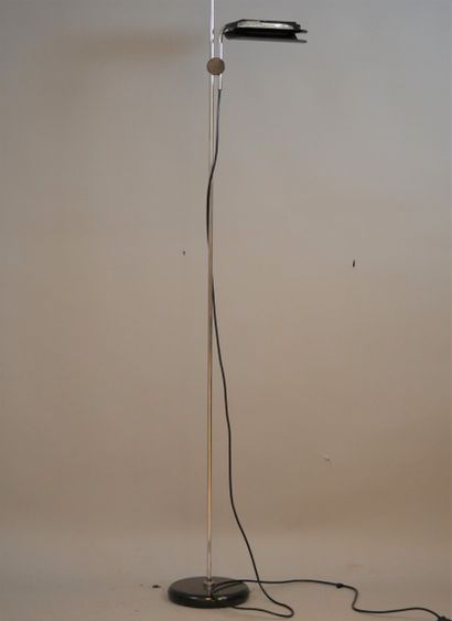 null 
Lamp in metal and chromed steel tube, marble base. Italian work circa 1980,...