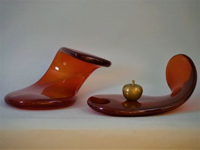 null Amanda LEVETE and SALVIATI. Set of two pieces in Murano glass vermilion, signed,...