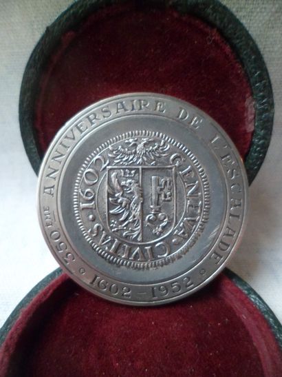 null Commemorative Medal of the 350th Anniversary of the Escalade - Geneva - 1952...