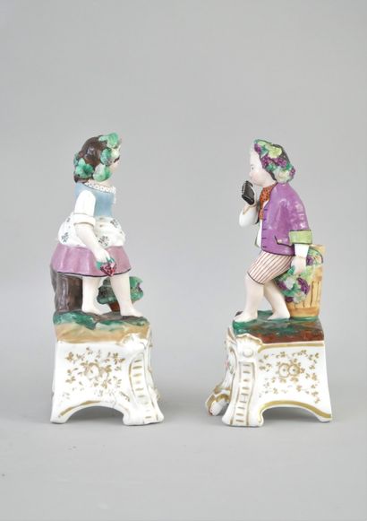 null PARIS/LIMOGES, TWO HANGING SUBJECTS, "Autumn", circa 1840-1850

Polychrome porcelain;...