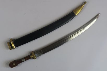 null Russian Beibut sword 1907. Brass mounting, wooden plates and central nail in...