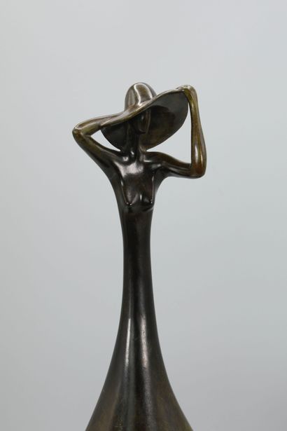 null Marie-Madeleine GAUTIER (Born in 1956) Bronze sculpture with a greenish brown...