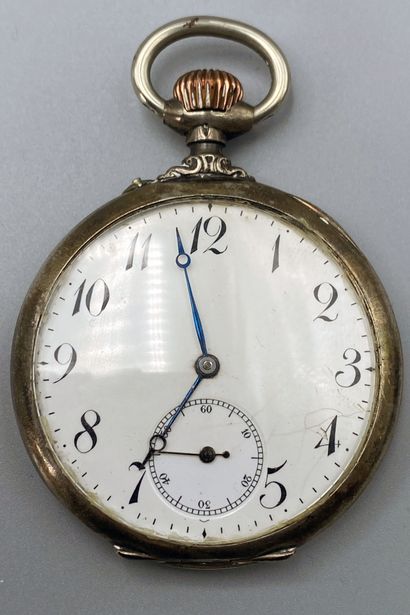 null Montre à gousset en argent à décor de paysans. Epoque début XXème. Poids

brut :...