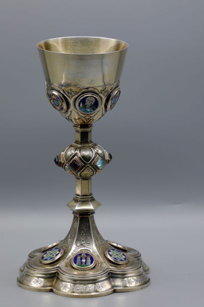  DEMARQUET FRERES, goldsmith in Paris, rue des gravilliers, 1868-1890. Silver chalice...