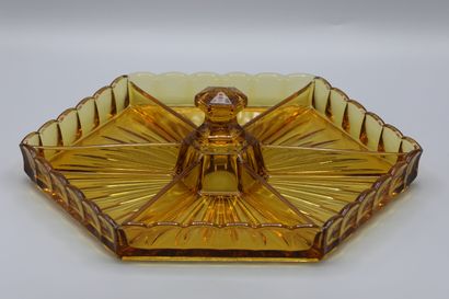 null VAL SAINT-LAMBERT, TRAY for hors d'oeuvres, 1920s

Amber glass tray with six...