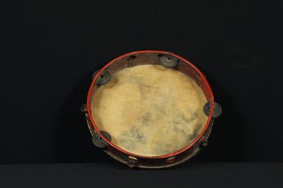 null FLORIMOND VAN ACKER (BEL/ 1858-1940)

Woman in profile

oil on tambourine

signed...