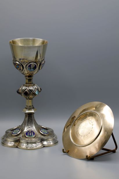  DEMARQUET FRERES, goldsmith in Paris, rue des gravilliers, 1868-1890. Silver chalice...