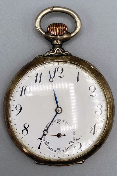 null Montre à gousset en argent à décor de paysans. Epoque début XXème. Poids

brut :...