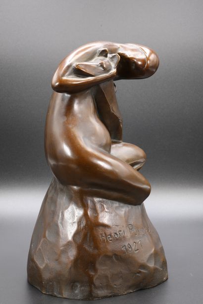 null Henri PUVREZ (1893-1971) Sujet en bronze à patine brune figurant une femme nue...