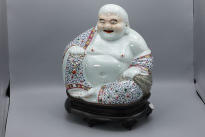 null China, Minguo period (1912-1949). Smiling prosperity Buddha wearing the traditional...