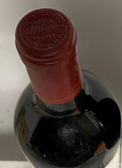 null 
1 bouteille Château LAGRANGE - 3é Gcc Saint Julien, 1990 

1 étiquette légèrement...