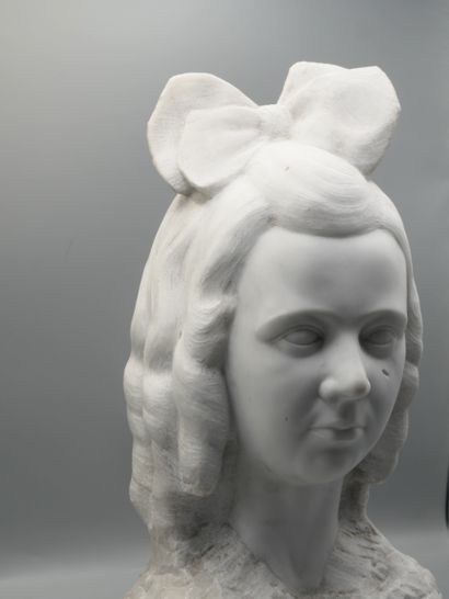 null Armand VAN MUYLEM (1903-1949). Buste de Mademoiselle Frida DE WITTE (Gand)....