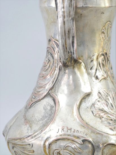 null J.R HANNING (Julius-Robert 1866 - 1931) Grand vase en étain plaqué multicouche...