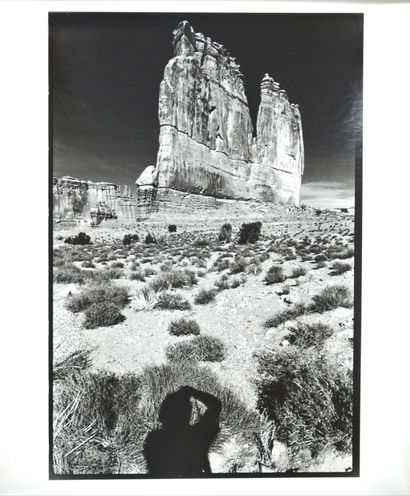 null Michel PINEL (né en 1949). "Autoportrait", Arizona, USA, 1988. Tirage argentique,...
