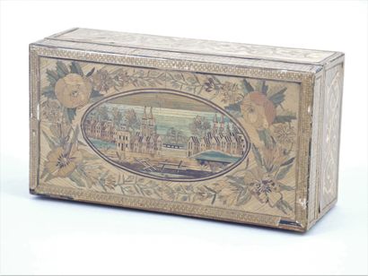null Beautiful workbox in straw marquetry on all sides decorated with scrolls in...