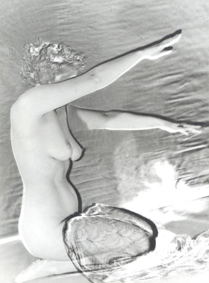 null Victor ELSCHANSKY (XXth, born in 1913). Incantation (solarization, nude study)....