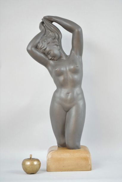null Louis GIRAUD (?-1985) in Vallauris

Nude with raised arms 

Ceramic on a wooden...